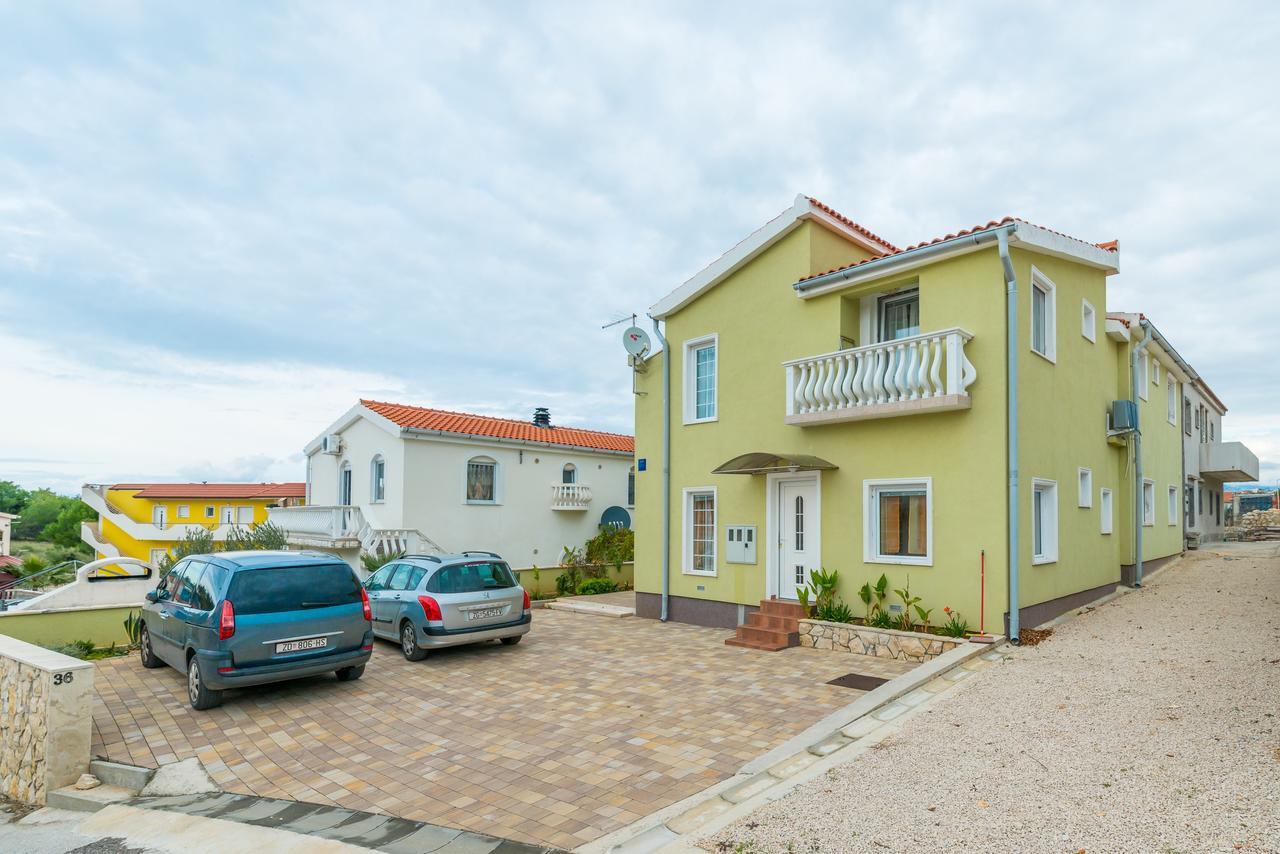 Apartments Mahnet Vir Zewnętrze zdjęcie