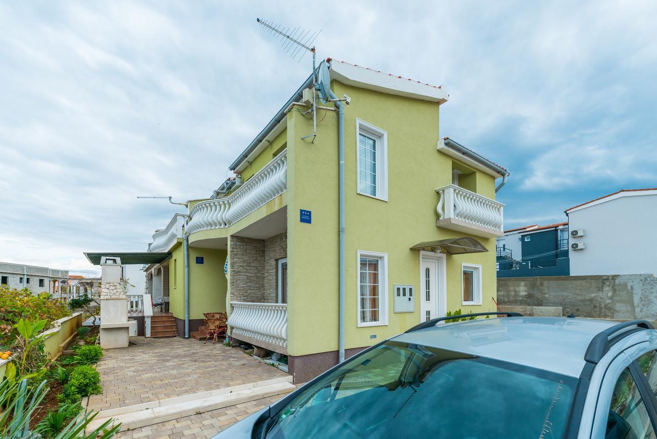 Apartments Mahnet Vir Zewnętrze zdjęcie
